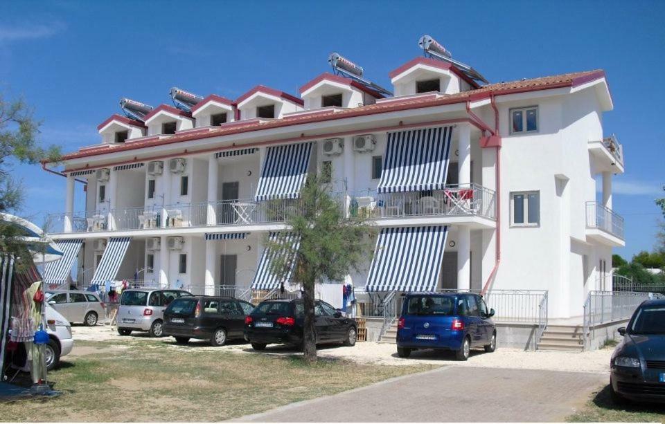 فندق Centro Turistico La Perla Del Gargano فوتشي فارانو المظهر الخارجي الصورة